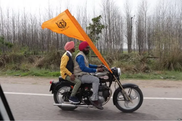 ਮੋਟਰ ਸਾਈਕਲ ਸਵਾਰ