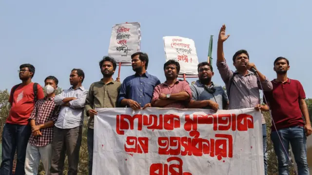 মুশতাক আহমেদের মৃত্যুতে বিক্ষোভ