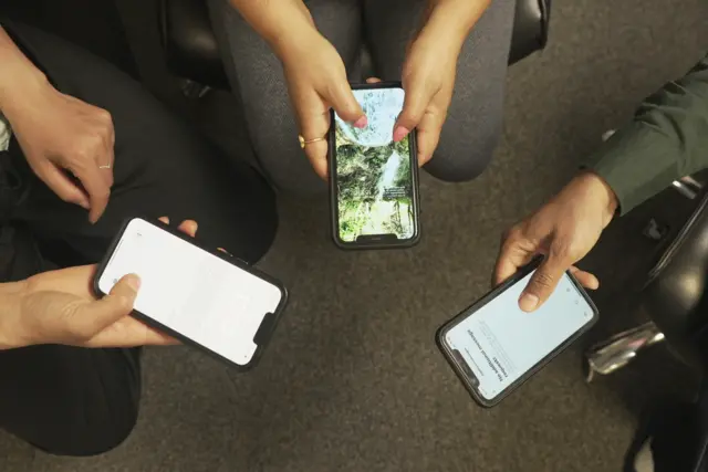 मोबाइल फोन