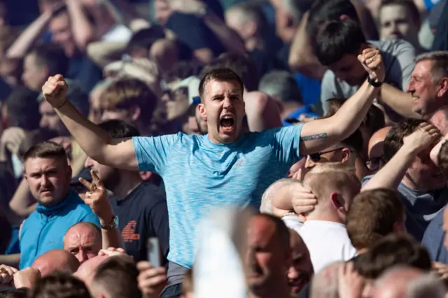Premier League là giải đấu hấp dẫn nhất hành tinh 