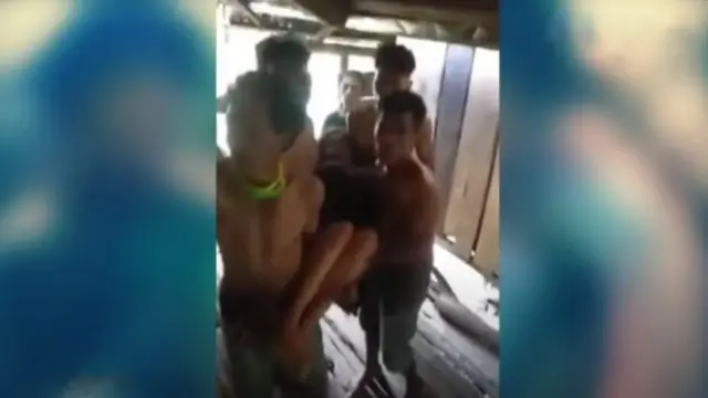 松巴岛抢新娘的视频激怒许多人