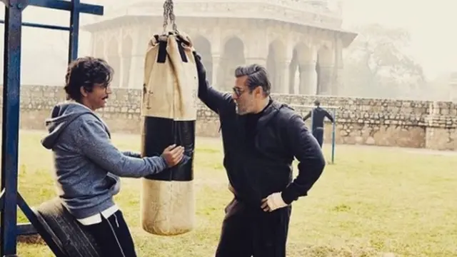 Salman Khan and Sunil Grover