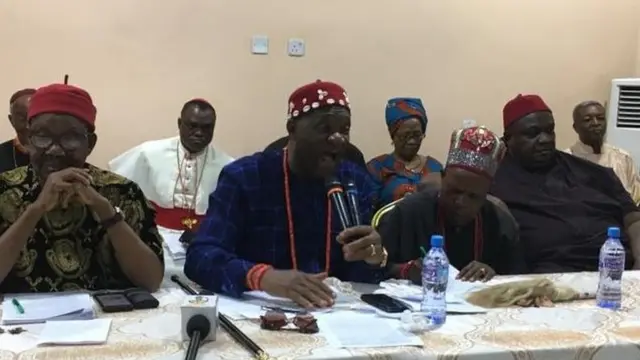 Nnia Nwodo,Emmanuel Iwunanyanwu na ndị ọzọ nwere agba