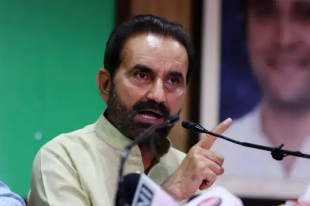 શક્તિસિંહ ગોહિલ, બીબીસી, ગુજરાતી