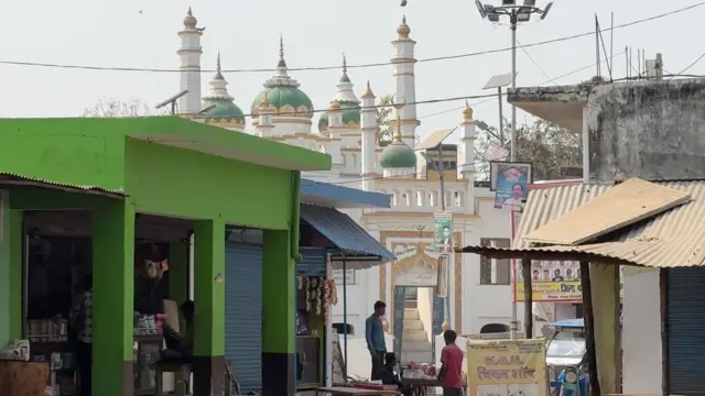 बाराबंकी के किंतूर गांव की मस्जिद