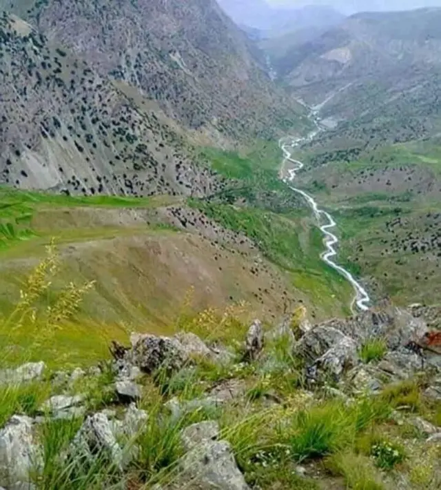 برخی از روستاهای ولسوالی پل حصار اندراب با ولایت پنجشیر هم مرز است