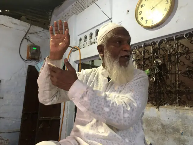 कलीम के परिवार के लोग भाग्यशाली थे जो गैस रिसाव से प्रभावित तो हुए मगर ठीक भी हो गए.