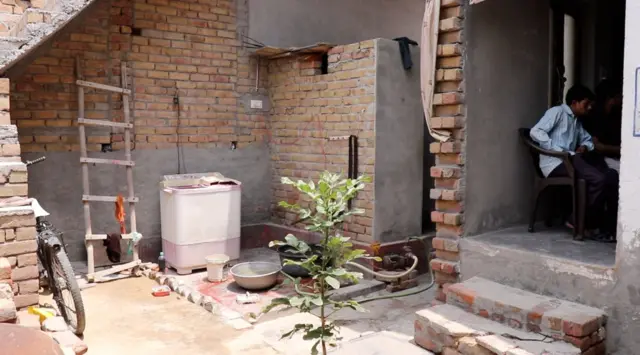 ਜਤਿਨ ਦੇ ਘਰ ਦੀ ਹਾਲਤ