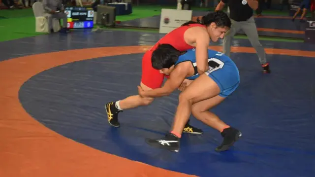 महिला कुश्ती संघ