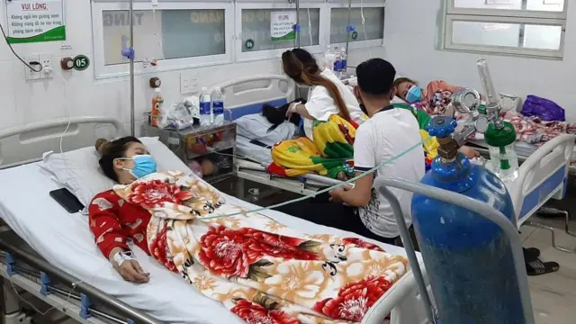 Những người may mắn sống sót trong vụ hỏa hoạn đêm ngày 6/9 tại karaoke An Phú, tỉnh Bình Dương