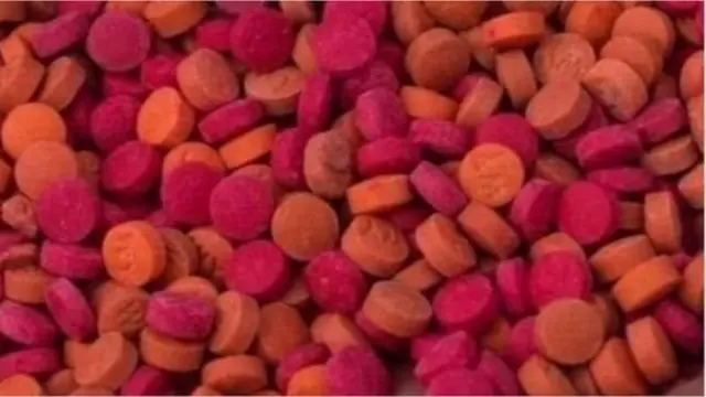 50 yoshdan oshgan ayollarning porno videolari