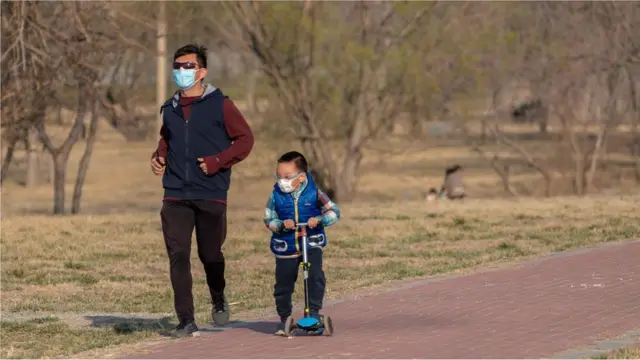 ఈ వైర‌స్ ముఖ్యంగా వృద్దులను ఎక్కువ‌గా భ‌య‌పెడుతోంది