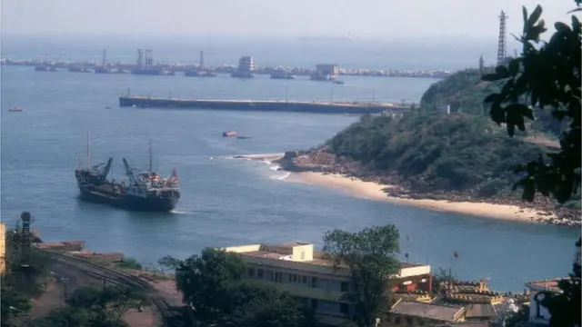 విశాఖ ఓడరేవు