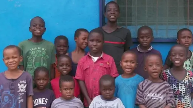 এদের সবার নাম অ্যালিস