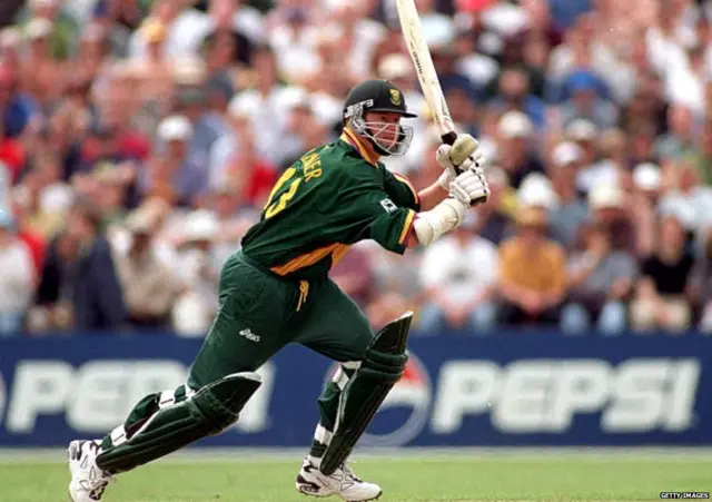 ਲਾਂਸ ਕਲੂਜ਼ਨਰ