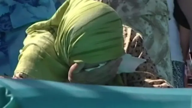 স্রেব্রেনিৎসা নির্যাতনের ছবি