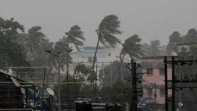 மேண்டோஸ் புயல்