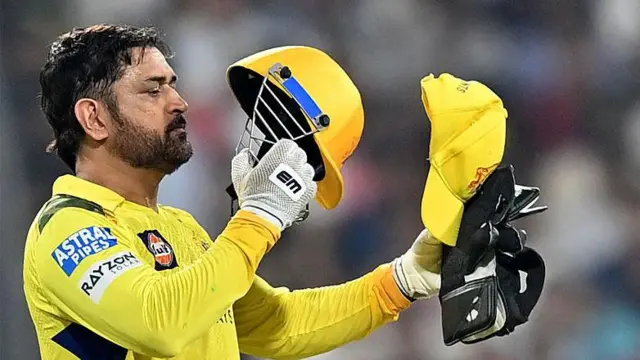 சிஎஸ்கே கேப்டனாக மீண்டும் தோனி - ருதுராஜுக்கு என்ன ஆனது?