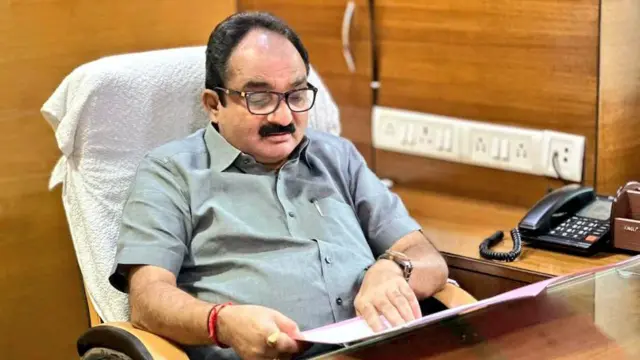 पुनर्वसन मंत्री मकरंद जाधव-पाटील 