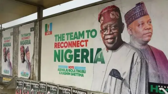 Bamwe mubo bahiganwa bagiriza umukandida w'umugambwe uri ku butegetsi wa APC, Tinubu ubusuma bw'amajwi