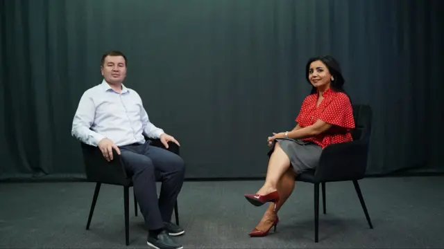 Jurnalist Navbahor Imomova esa 9 may kuni o‘z Facebook sahifasida joylagan postida blogerlar va davlat organlari o‘rtasidagi "hamkorlik" mavzusiga ma’lum miqdorda to‘xtalib o‘tgan.