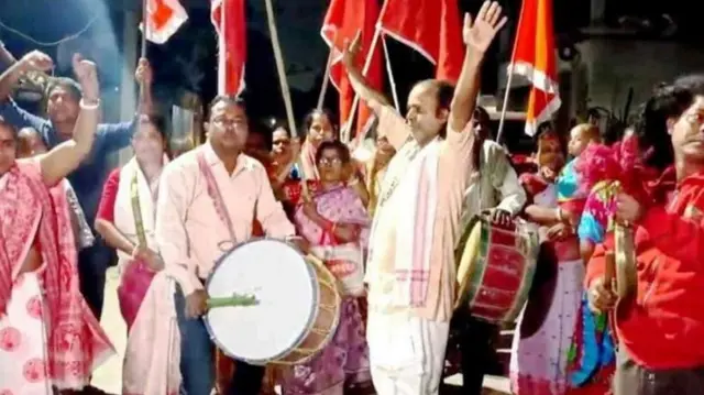 அஸ்ஸாம் மற்றும் மேற்கு வங்கத்தில் குடியுரிமைத் திருத்தச் சட்டத்தை அமல்படுத்துவதால் பாஜகவுக்கு என்ன ஆதாயம்?