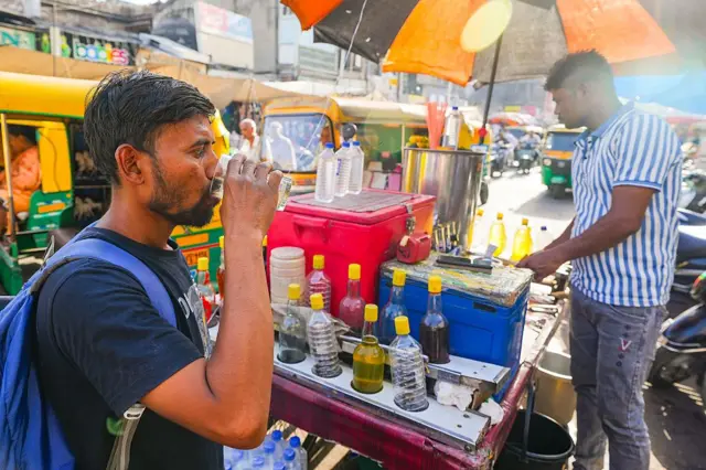 પ્રતીકાત્મક તસવીર