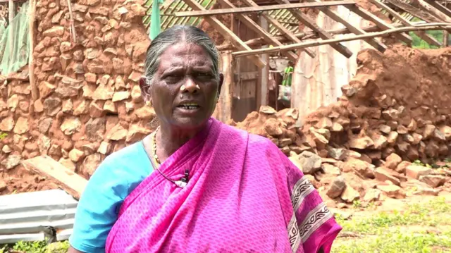 தருமபுரி: வீடுகளை இடித்த வனத்து – பழங்குடி அல்லாதோர் வனத்தில் வாழ்வது சாத்தியமா?