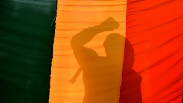 ਸਮਲਿੰਗੀ