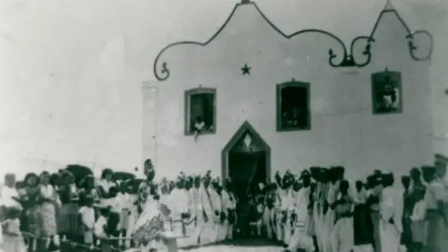 Cerimônia religiosa na antiga vilacomo funciona aposta no pixbetItaúnas