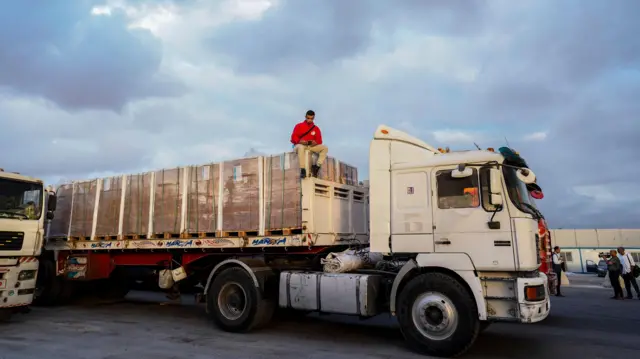 Kamion na prelazu Rafa