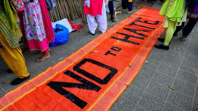 नफ़रती भाषण के ख़िलाफ़ प्रदर्शन