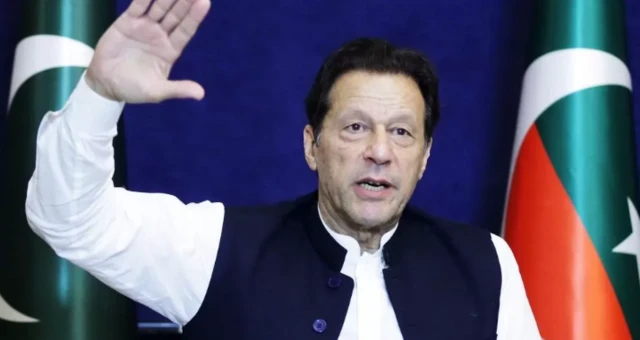 ইমরান খান