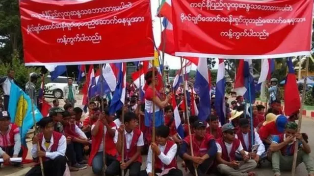 ဗိုလ်ချုပ်အောင်ဆန်းရုပ်တုထားရှိရေး ပြည်နယ်အစိုးရနဲ့ ကရင်နီလူငယ်တွေ ညှိနှိုင်းမှု အဆင်မပြေဖြစ်ခဲ့