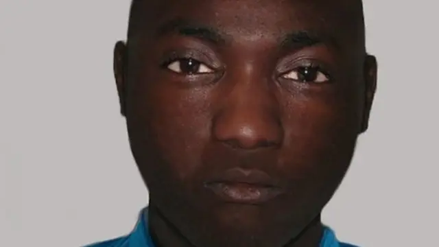 طیارے سے گرنے والا شخص