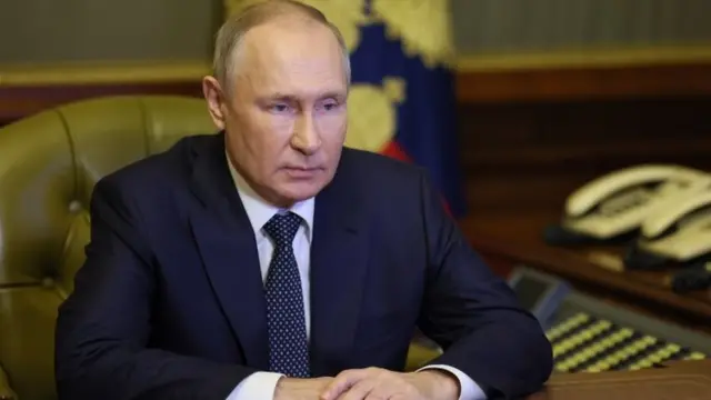 Perezida Putin asa n'uwiyemeje kubandanya asatira n'aho ingabo ziwe ziherutse gutakaza ku rugamba muri Ukraine