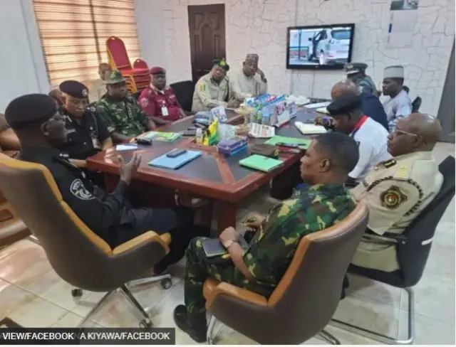 Àwọn ẹ̀ṣọ́ ààbò ṣe ìpàdé 