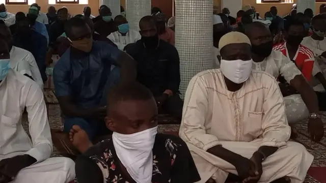 Hotunan sallan juma'a a Lagos