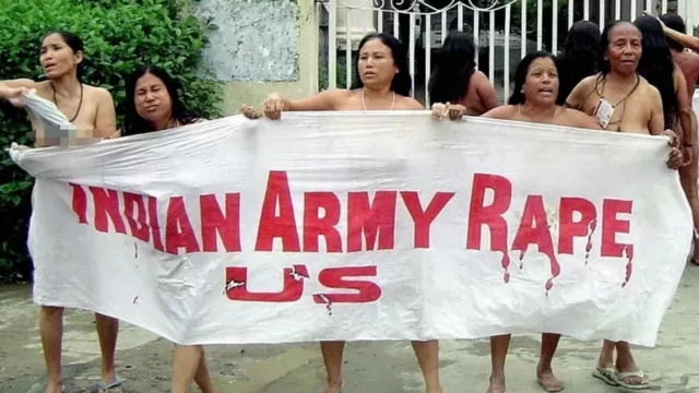 انڈین آرمی، خواتین مظاہرین