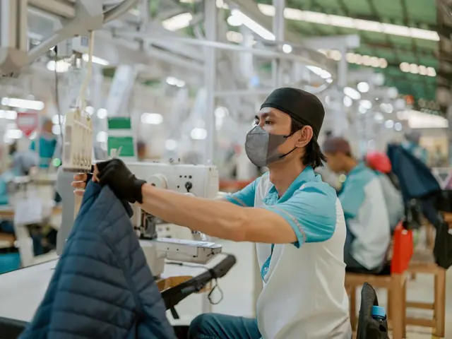 garmen, tekstil, perang tarif AS-China, bajur impor china