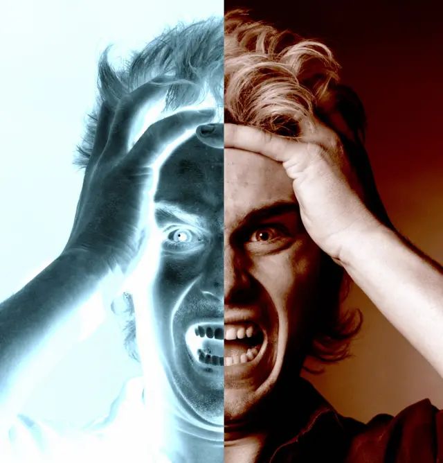 ఆవేశంగా ఉన్న యువకుడు