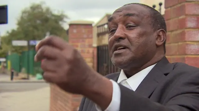 ''Gabadhayda iyo nin yar ayaa is caashaqay, ka hor intii aysan bilaabanin xafladii meherka waxa ay na weeydiiyeen qabiilkeena''--- Ismaaciil oo ku nool London.