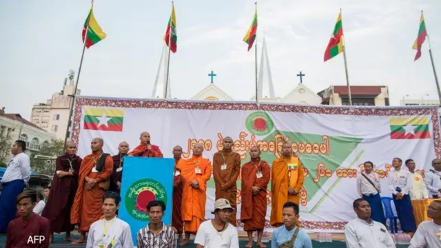 ရန်ကုန်မြို့လယ်မှာ အမျိုးသားရေးအင်အားစုတွေ ဦးဆောင်ပြုလုပ်