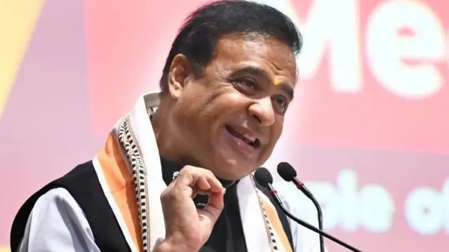 हिमंत बिस्वा सरमा कई बार विवादों के केंद्र में रहे हैं (फ़ाइल फ़ोटो)