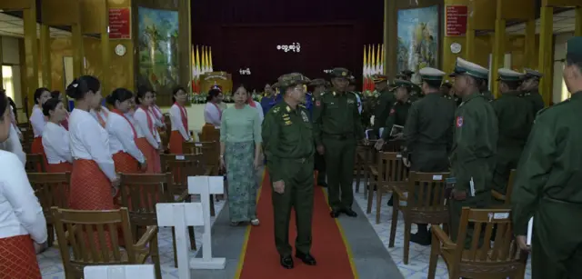 တပ်တွင်းစည်းလုံးညီညွတ်ဖို့ စစ်ကောင်စီဥက္ကဋ္ဌ အလေးထားမှာကြား