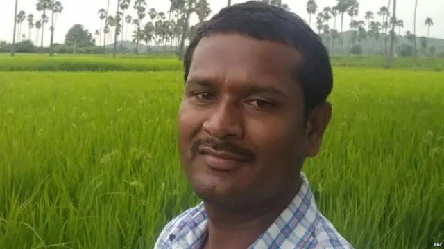 शेतीसाठी आम्ही पूर्णत: बोअरवेलच्या पाण्यावर अवलंबून असल्याचं अंजीरेड्डी सांगतात.