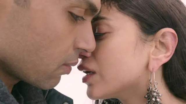 திரைப்பட விமர்சனம் : காற்று வெளியிடை