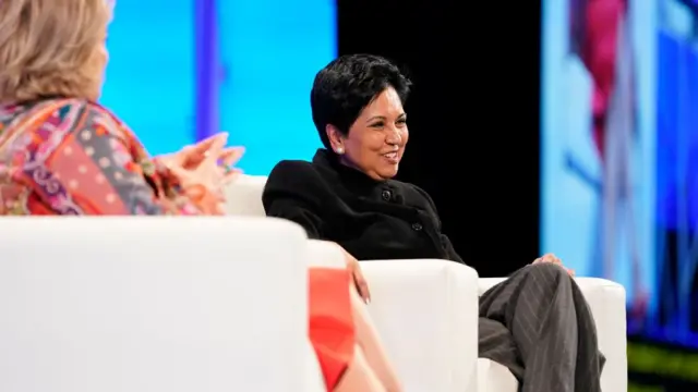 பெப்சி கோவின் (Pepsi. Co) முன்னாள் தலைவர் இந்திரா நூயி