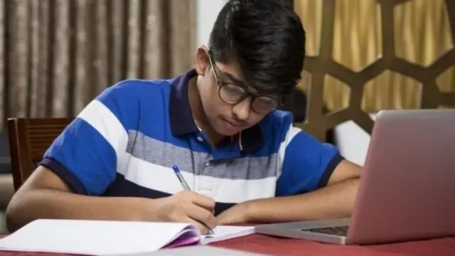 विद्यार्थी