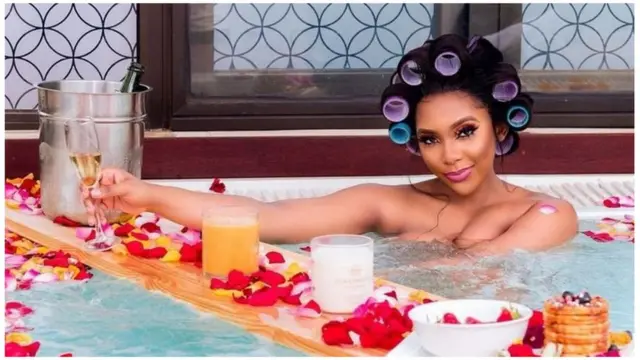 INSTAGRAM/MOANA_TY22